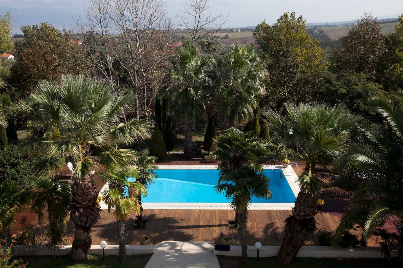 Villa Elena Peraía Kültér fotó