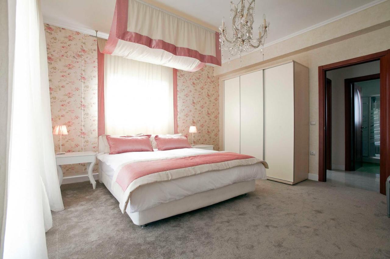 Villa Elena Peraía Kültér fotó